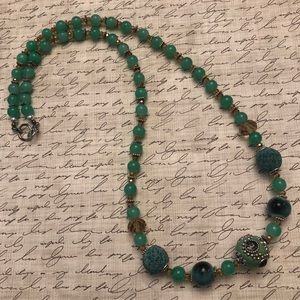 🛍🛍🌟 28” Green eclectic necklace 🌟🛍🛍
